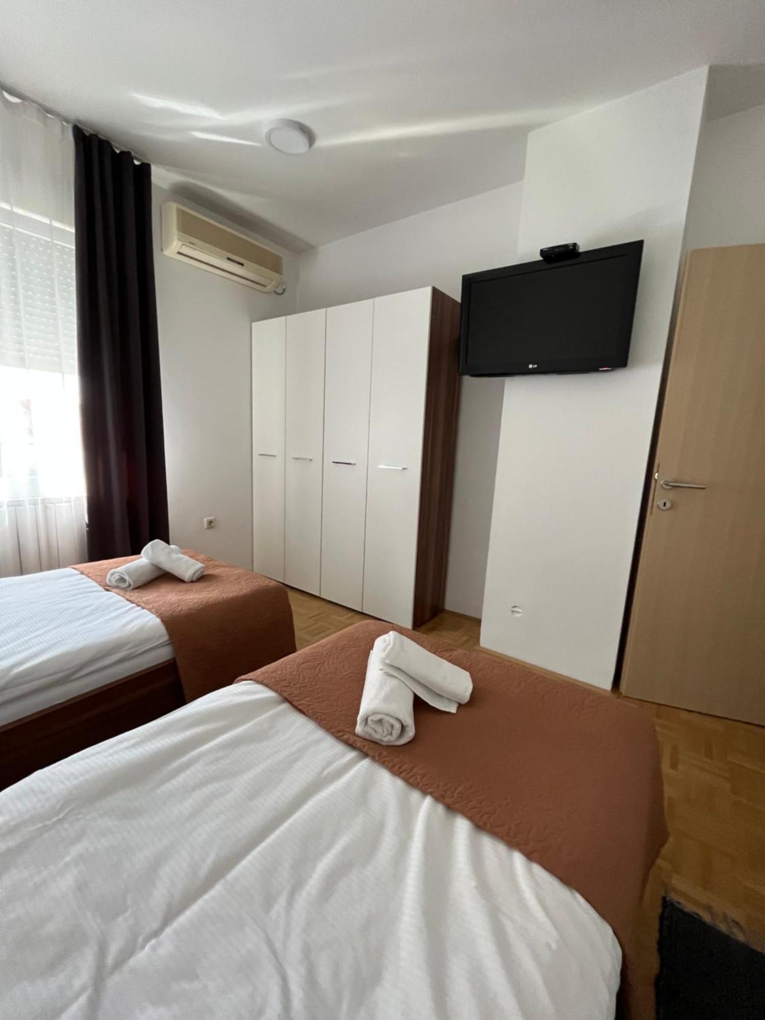 For5 Apartment Đakovo Exterior photo